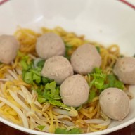 ก๋วยเตี๋ยวอู๊ดอี๊ด