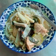 ร้านขนมจีนแม่จันทร์แพร่งนรา