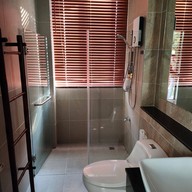 Chilling Roof Pool Villa Resort