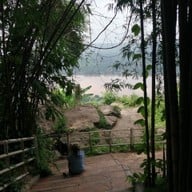 บรรยากาศ วัดผาตากเสื้อ