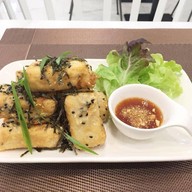 Salada Organic Kitchen  ซีคอนสแควร์