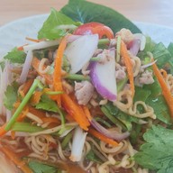 ร้านกินดีมีสุข เชียงใหม่ (สาขาใหญ่) กินดี ชีวี มีสุข