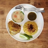 เมนูของร้าน กู โรตี ชาชัก วัชรพล