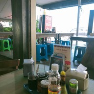 บรรยากาศ หมูแดงเยาวราช