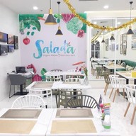Salada Organic Kitchen  ซีคอนสแควร์