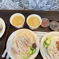 ก่วงเฮง (MRT พระรามเก้า) ข้าวมันไก่ประตูน้ำ แกรปแอนโก สาขา MRT พระรามเก้า  ประตูทางออก 3