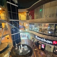 ดิ อเวนิว รัชโยธิน