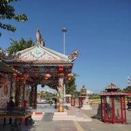 Nusasiri Garden of Faith (สวนแห่งศรัทธา ณุศาศิริ)