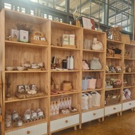 ร้านกินดีมีสุข เชียงใหม่ (สาขาใหญ่) กินดี ชีวี มีสุข