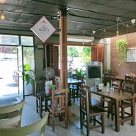 บรรยากาศ บ้านกลางซอย นครปฐม