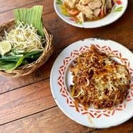 เมนูของร้าน ป้าอ้อม ขั่วหมี่โคราช สูตรดั้งเดิม
