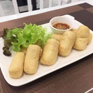 Salada Organic Kitchen  ซีคอนสแควร์