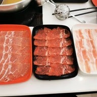 สุกี้ตี๋น้อย ศรีนครินทร์ มาร์เก็ต (Supreme)