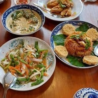 สำรับกับข้าว อาหารใต้ภูเก็ตเชียงใหม่