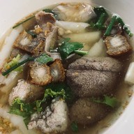 เกาเหลาเลือดหมู เจ้รมย์-ปากน้ำ ปากน้ำ เจ้าเก่า จ.สมุทรปราการ