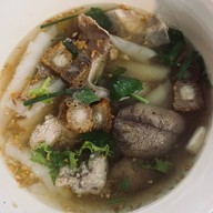 เกาเหลาเลือดหมู เจ้รมย์-ปากน้ำ ปากน้ำ เจ้าเก่า จ.สมุทรปราการ
