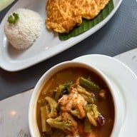 เมนูของร้าน Humming Birds Kitchen & Garden