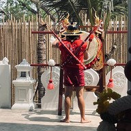 ฤาดี คาเฟ่