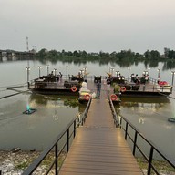 ก๋วยเตี๋ยวเรือเป่าปาก ชามกะลา  กำแพงเพชร