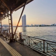 บรรยากาศ Sheepshank Public House