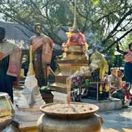 วัดศาลาลอย
