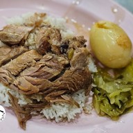 เมนูของร้าน เล่อขาหมูทรงเครื่อง