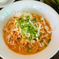 บ้านขนมเส้น
