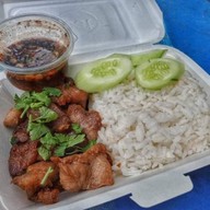 ข้าวหมูทอดแม่ยาย จอหอ
