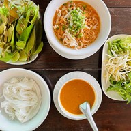 บ้านขนมเส้น