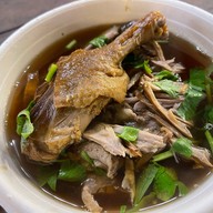 เมนูของร้าน ครัวนลินธรณ์
