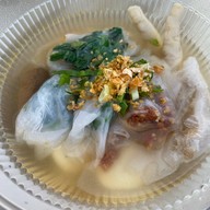 ก๋วยเตี๋ยวปากหม้อ บ้านสายทอง ตลาด Sugoi eat