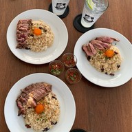 LA BOON' BBQ&Bistro อ่าวอุดม