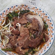 ก๋วยเตี๋ยวปลื้ม พระประแดง