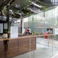 หน้าร้าน Tang Café ตั่งคาเฟ่