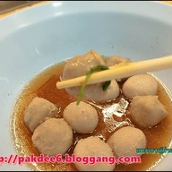 ⭐ก๋วยเตี๋ยวเนื้อนายหมี รัชดา เนื้อตุ๋น ข้าวไข่ข้น หมี่คลุกไก่ฉีก  กะเพรา คั่วพริกเกลือ👍 ⭐ดินแดง รัชดา