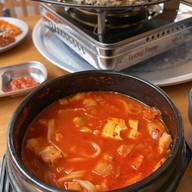 Cheonman Hanok Village  (ชอนมัน) 천만 หมู่บ้านชอนมัน (สาขาราชพฤกษ์)