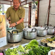 ร้านขนมจีนปักษ์ใต้ ป้าทิพย์