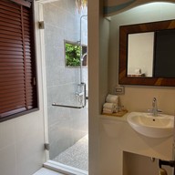 โรงแรมทับแขกซันเซ็ทบีชรีสอร์ท