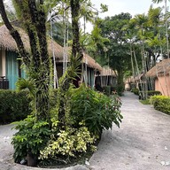 โรงแรมทับแขกซันเซ็ทบีชรีสอร์ท