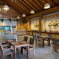 โรงแรมทับแขกซันเซ็ทบีชรีสอร์ท