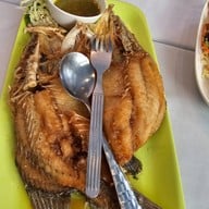 เมนูของร้าน ใบไม้ร่าเริง สุขุมวิท