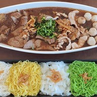 ก๋วยเตี๋ยวเรือเติมบุญ&อาหารตามสั่ง ตลาดนิคมบางปู