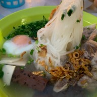 ข้าวเปียกเส้น ซวดลวด เส้นสดทำเอง เส้นตัดโบราณ  มาม่า วุ่นเส้น