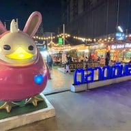 เอแคลร์ ตลาดเดินเล่นท่าพระ