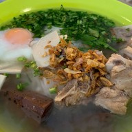 ข้าวเปียกเส้น ซวดลวด เส้นสดทำเอง เส้นตัดโบราณ  มาม่า วุ่นเส้น