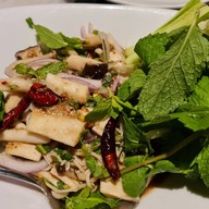 เมนูของร้าน ครัวดอกไม้ขาว สาขาบำรุงเมือง