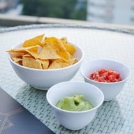 SKY On 20 (Rooftop Bar) Novotel Bangkok Sukhumvit 20