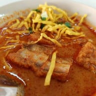 เมนูของร้าน ข้าวซอยเฒ่าแก่เอก วัดพระแก้ว เชียงราย