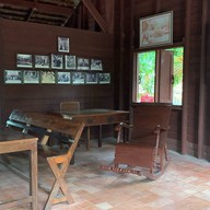 อนุสรณ์สถานประธานโฮจิมินห์