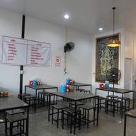 บรรยากาศ ฮั้วลูกชิ้นปลาบุฟเฟ่ต์ พุทธบุชา